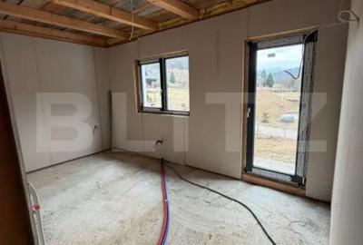 Casă cu 7 camere cu Teren 950 Mp în Central - 13