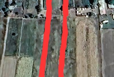 Teren de 3000 mp, în Vărăști - 11