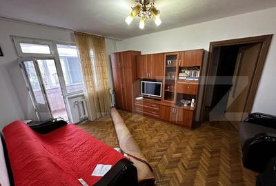 Apartament cu 2 camere semidecomandat în Rovine - 1