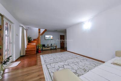 Casă cu 3 camere cu Teren 364 Mp în Șoimuș - 12