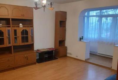Apartament cu 3 Camere Decomandate Zona Burdujeni-Cuza Voda 1 - 4