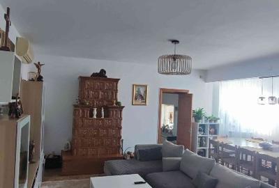 Casă individuală cu 5 camere cu Teren 3354 Mp în Cornetu - 1