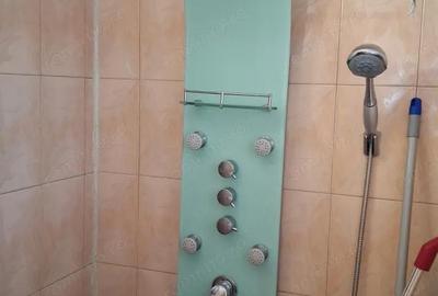 Casă cu 4 camere cu Teren 670 Mp în Central