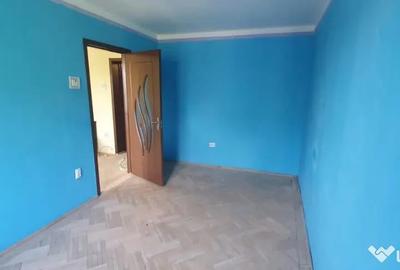 Apartament cu 3 camere semidecomandat în Cina - 4