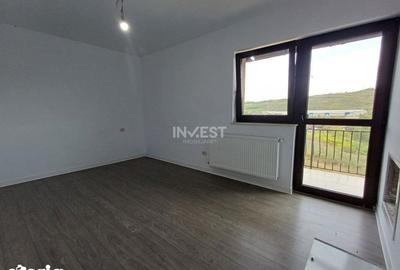 Casă cu 3 camere cu Teren 250 Mp în Miroslava