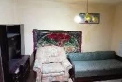 Casă cu 3 camere cu Teren 2450 Mp în Central