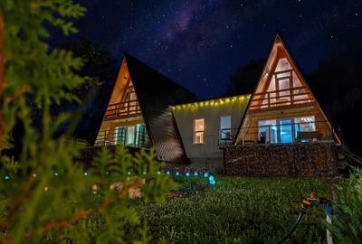 Casă cu Teren 500 Mp în Breaza de Sus - 1