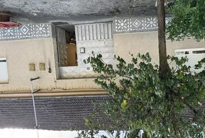 Casă cu 5 camere în Moniom - 1