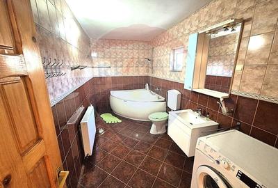 Casa / Vila de vanzare in Serbanesti - 7