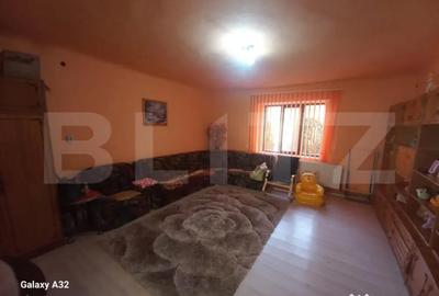 Casă cu 4 camere cu Teren 2500 Mp în Central - 12