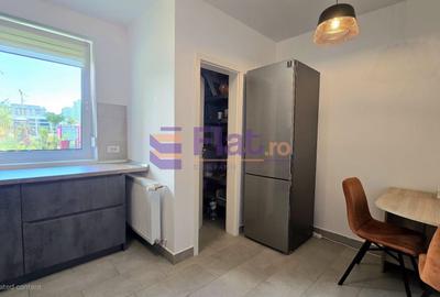 Apartament cu 3 camere decomandat în Tractorul - 3