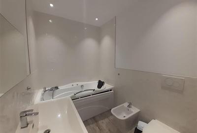 Casă cu 5 camere cu Teren 400 Mp în Lețcani - 12