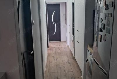 Apartament cu 3 camere decomandat în Prundu - 3