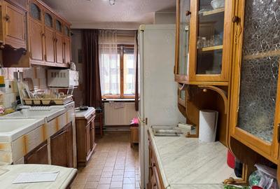 Apartament cu 4 camere decomandat în Central - 5