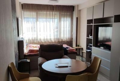 De vanzare in zona Schei garsoniera - 2