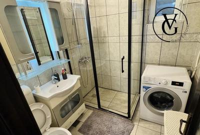 Apartament de inchiriat 3 camere- Delfinariu - 1