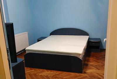 Inchiriez apartament 3camere zona Piata Hala Traian - 1