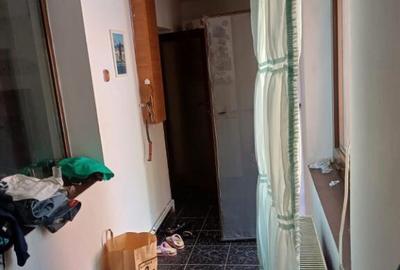 Central in spatele Mitropoliei iasi - casa 5 camere - plus garaj - 4