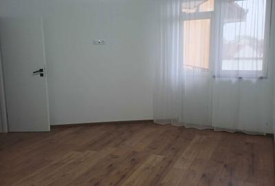Apartament cu 2 camere decomandat în Turnișor - 1