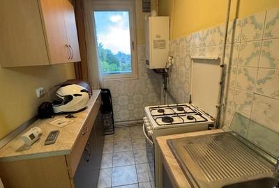 APARTAMENT DE VÂNZARE CU DOUĂ CAMERE IN ZONA STEFAN CEL MARE SEC.2MERE. - 4
