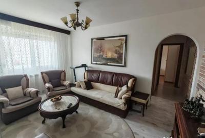 Apartament cu 3 camere semidecomandat, mobilat în Groapa - 7