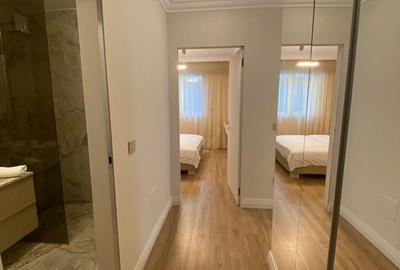 Apartament cu 3 camere semidecomandat, mobilat în Central - 2