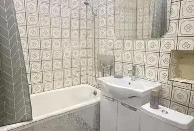 Garsonieră decomandată în Titan - 3