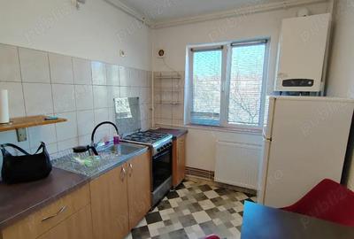 Apartament cu 3 camere semidecomandat în Dacia - 7