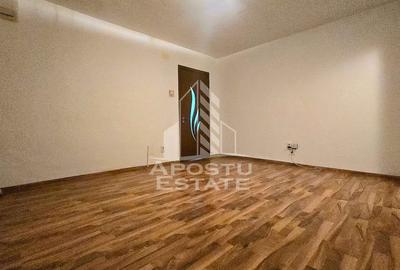 Apartament cu 2 camere semidecomandat în Micălaca - 1