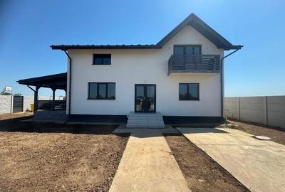Casă individuală cu 5 camere în Ciorogârla