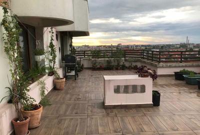 Apartament cu 4 camere decomandat în Ultracentral