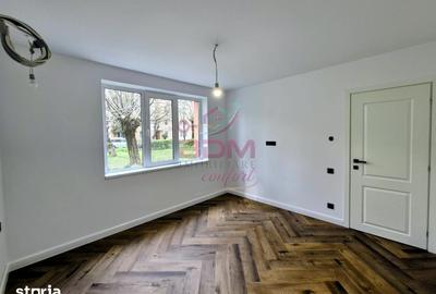 Apartament cu 2 camere decomandat în Micro 1 - 12