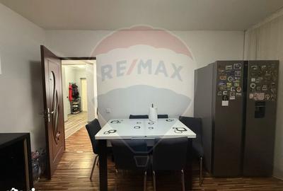Casă cu 5 camere cu Teren 336 Mp în Șimnicu de Sus - 12