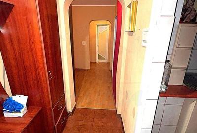 Apartament cu 4 camere decomandat, mobilat în Micro 18 - 5