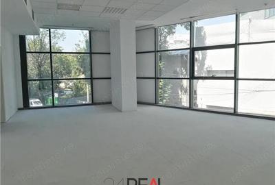 Spațiu comercial, de 360 mp, în Vatra Luminoasă - 12