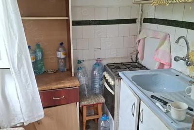 Vand apartament 3 camere cofrt 2 zona micro 14 - 4