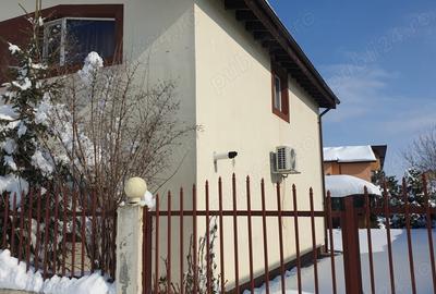 Casă cu 4 camere cu Teren 1000 Mp în Țegheș - 5