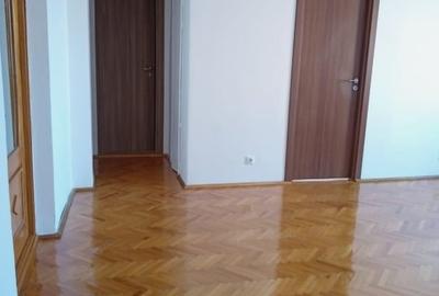 Apartament central 4 camere - 2
