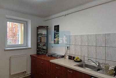 Apartament cu 2 camere semidecomandat în Central - 4