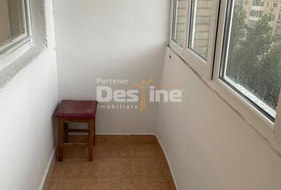 Apartament cu 3 camere semidecomandat în Drumul Taberei - 3
