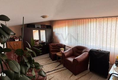 Casă cu 4 camere cu Teren 360 Mp în Aviației - 2