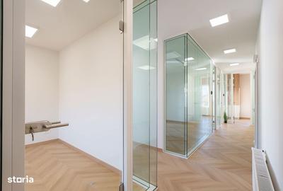 Spațiu comercial, de 75 mp, în Central - 1