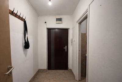 2 CAM> locatie centrala> 3 min Gara de Nord > bloc reabilitat> Mutare imediata - 7