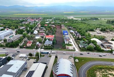 Teren Construcții intravilan de 5658 mp, în Republicii - 2