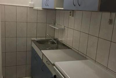 Garsonieră decomandată în Timișeni