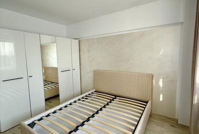 Apartament cu 3 camere decomandat în Central - 1