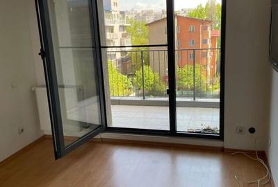 Apartament cu 2 camere decomandat în Titan - 2