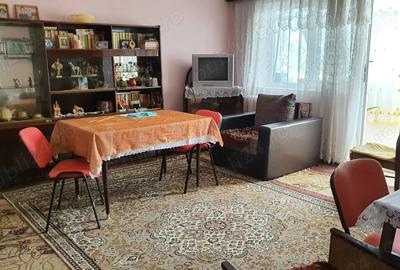 Apartament cu 2 camere decomandat în Central - 3
