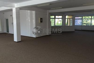 Birou renovat / Etaj  1 in vila zona Sigma - 5