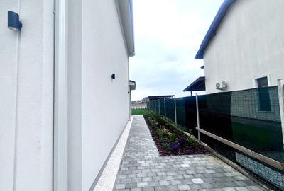 Duplex modern cu 3 camere despartit prin camera tehnica I Mosnita Noua - 9